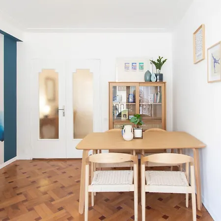 #19 Ascot Promenade 1min Ac 10mins Vieux Tram Appartement